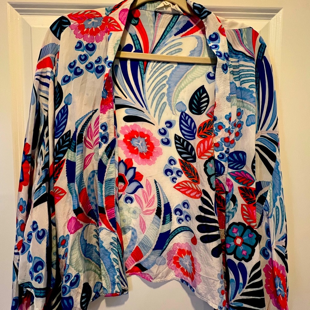 Multicolored shirt